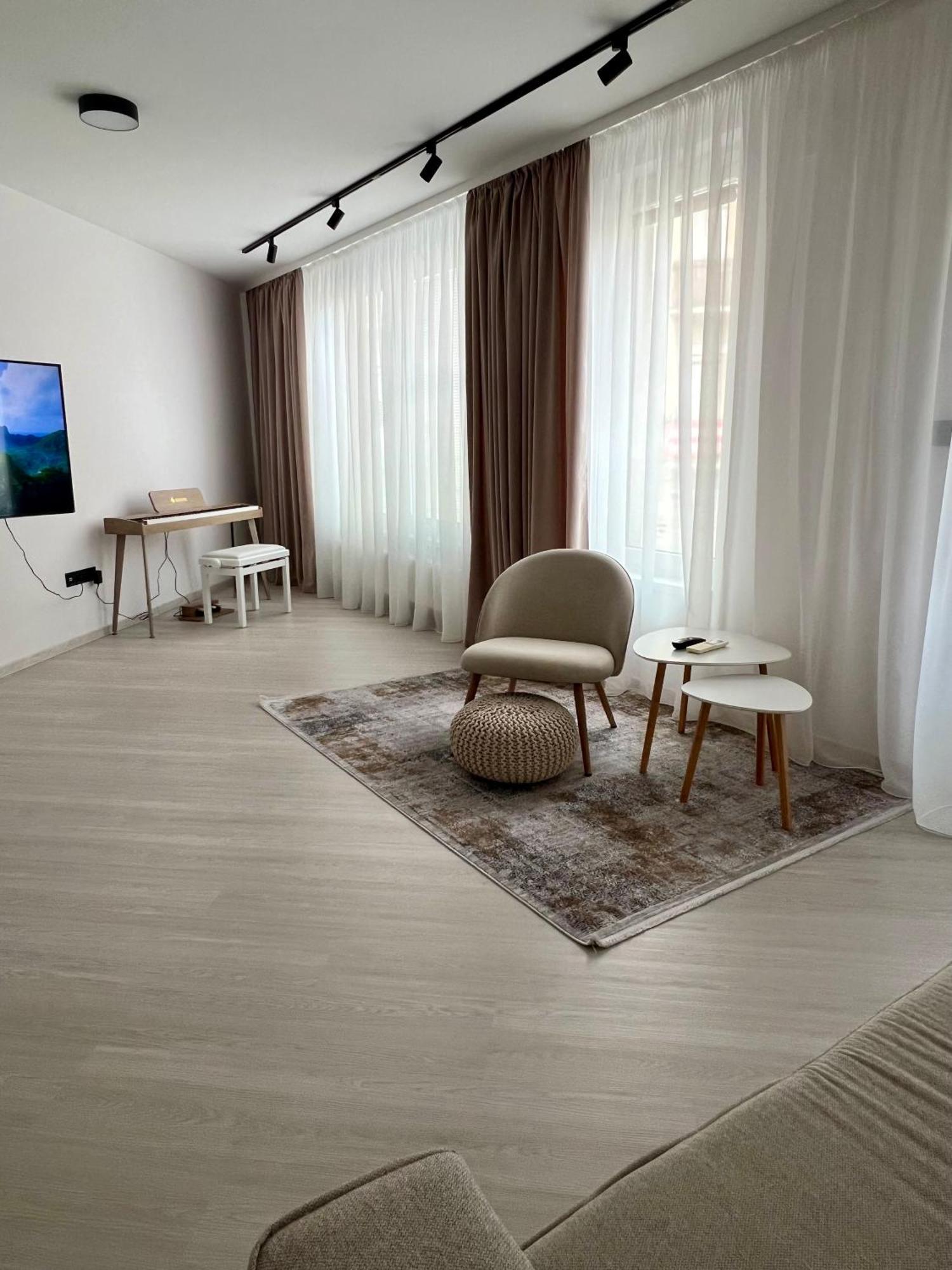 Skau Piano Family & Business Apartment Free Parking Pressburg Exterior foto