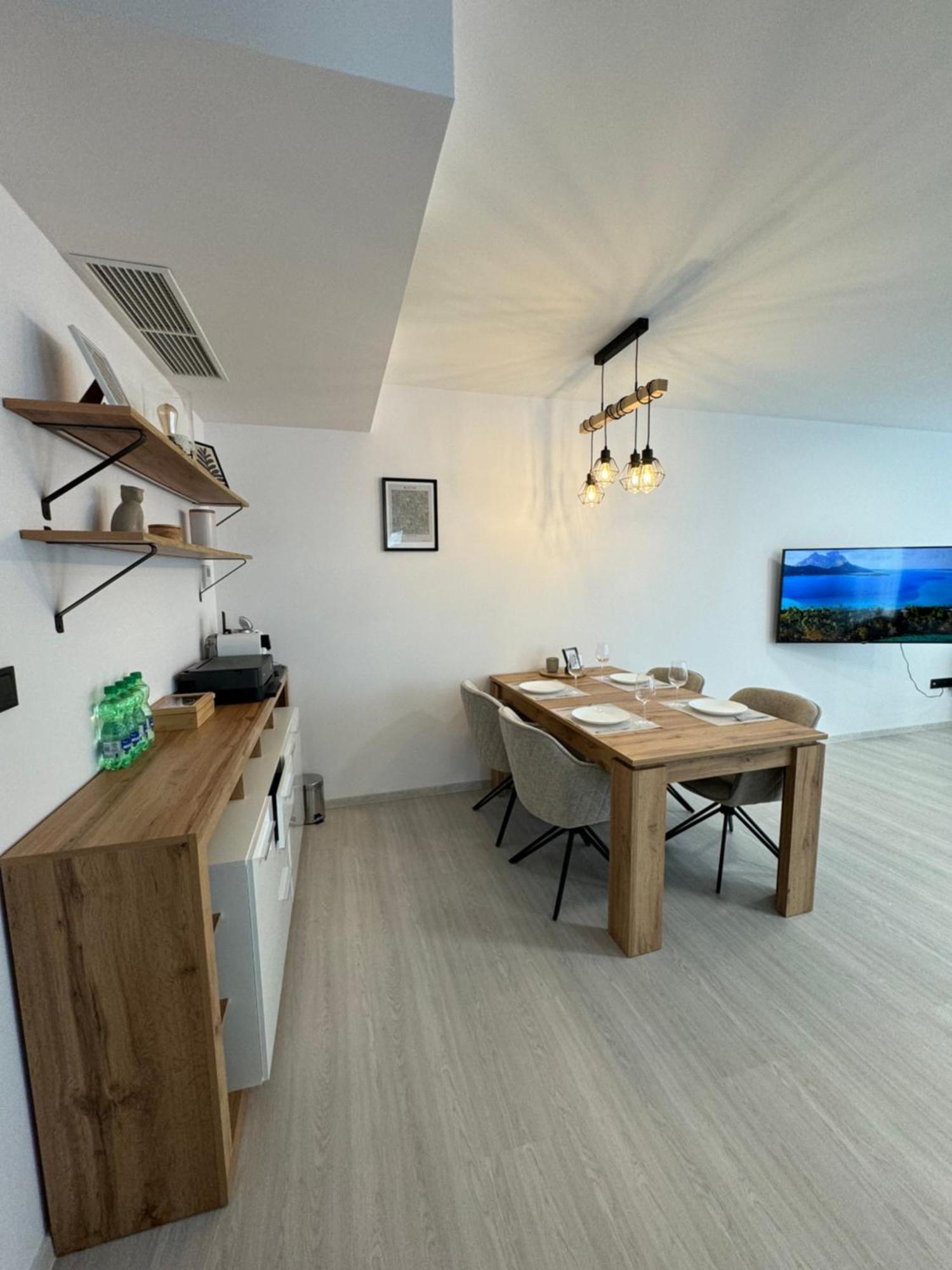 Skau Piano Family & Business Apartment Free Parking Pressburg Exterior foto